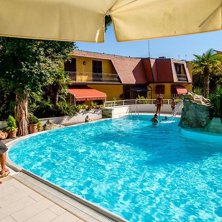 Hotel Bristol Bellaria-Igea Marina Luaran gambar