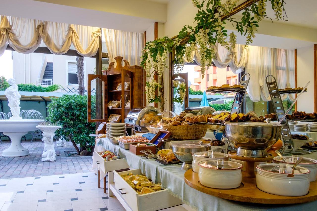 Hotel Bristol Bellaria-Igea Marina Luaran gambar