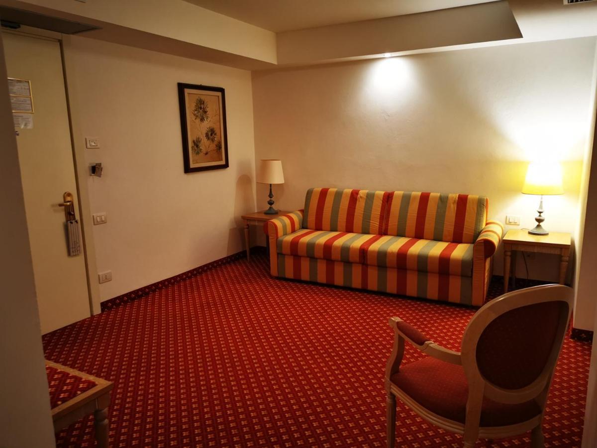 Hotel Bristol Bellaria-Igea Marina Luaran gambar