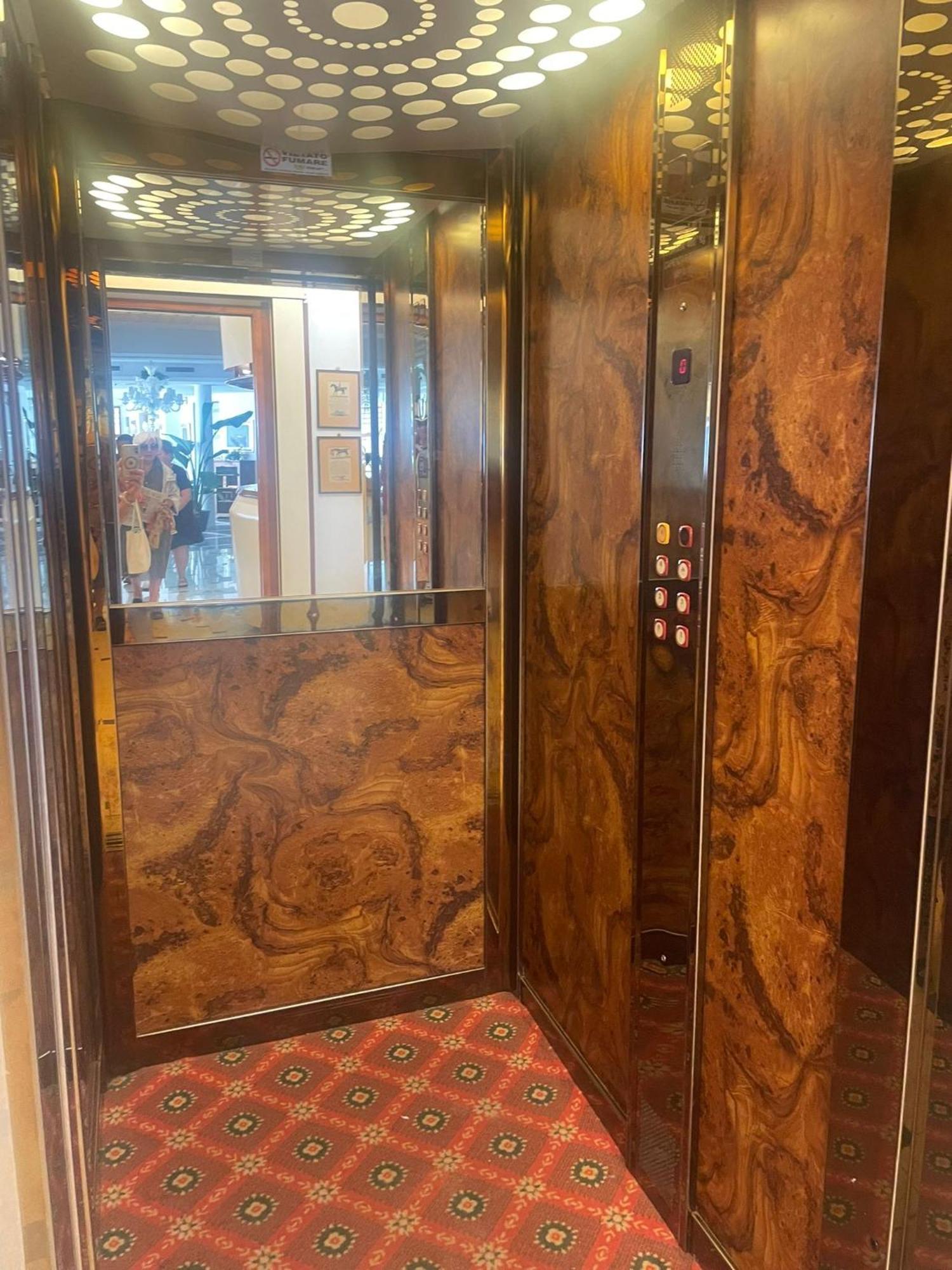 Hotel Bristol Bellaria-Igea Marina Luaran gambar