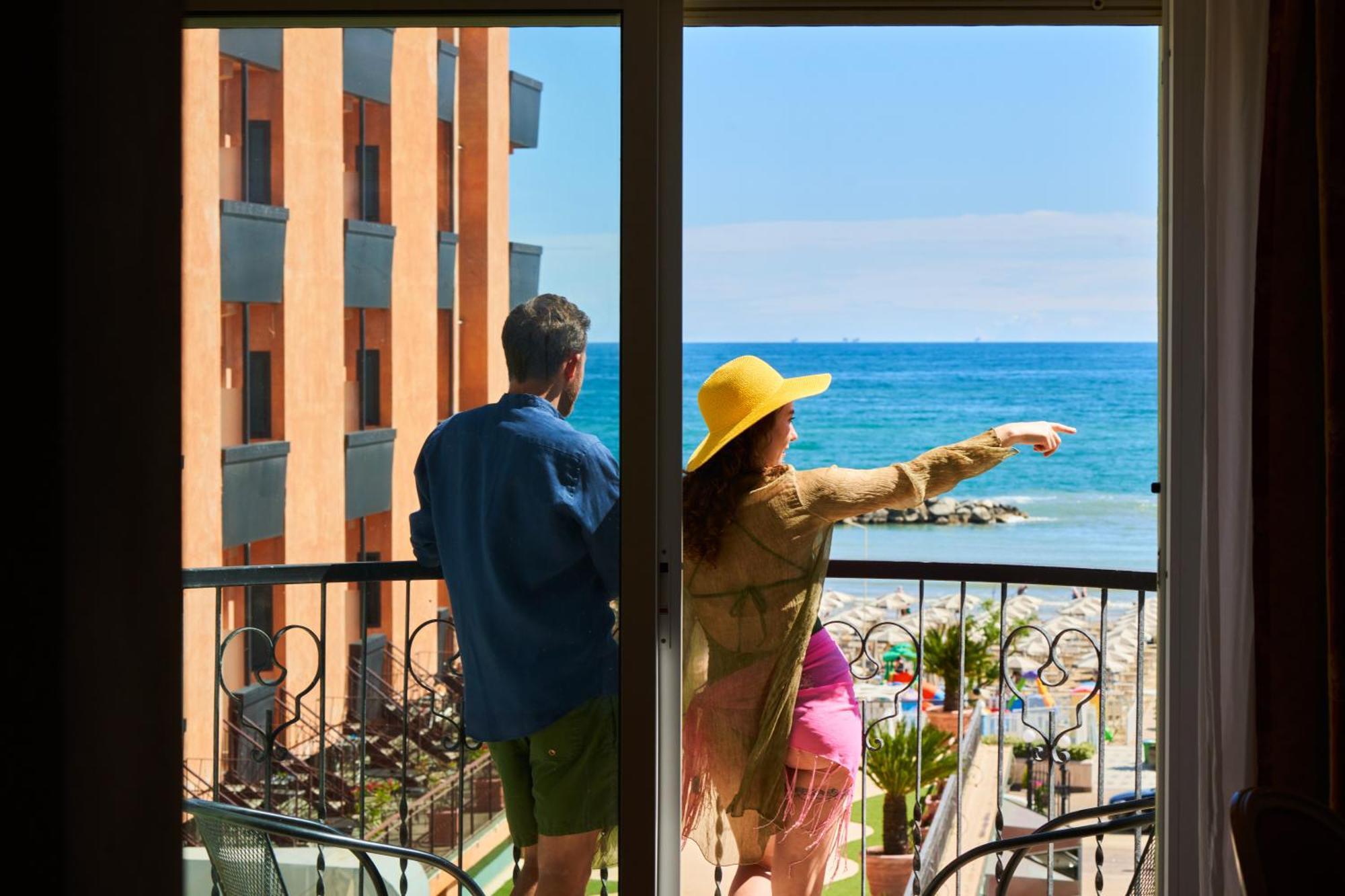 Hotel Bristol Bellaria-Igea Marina Luaran gambar