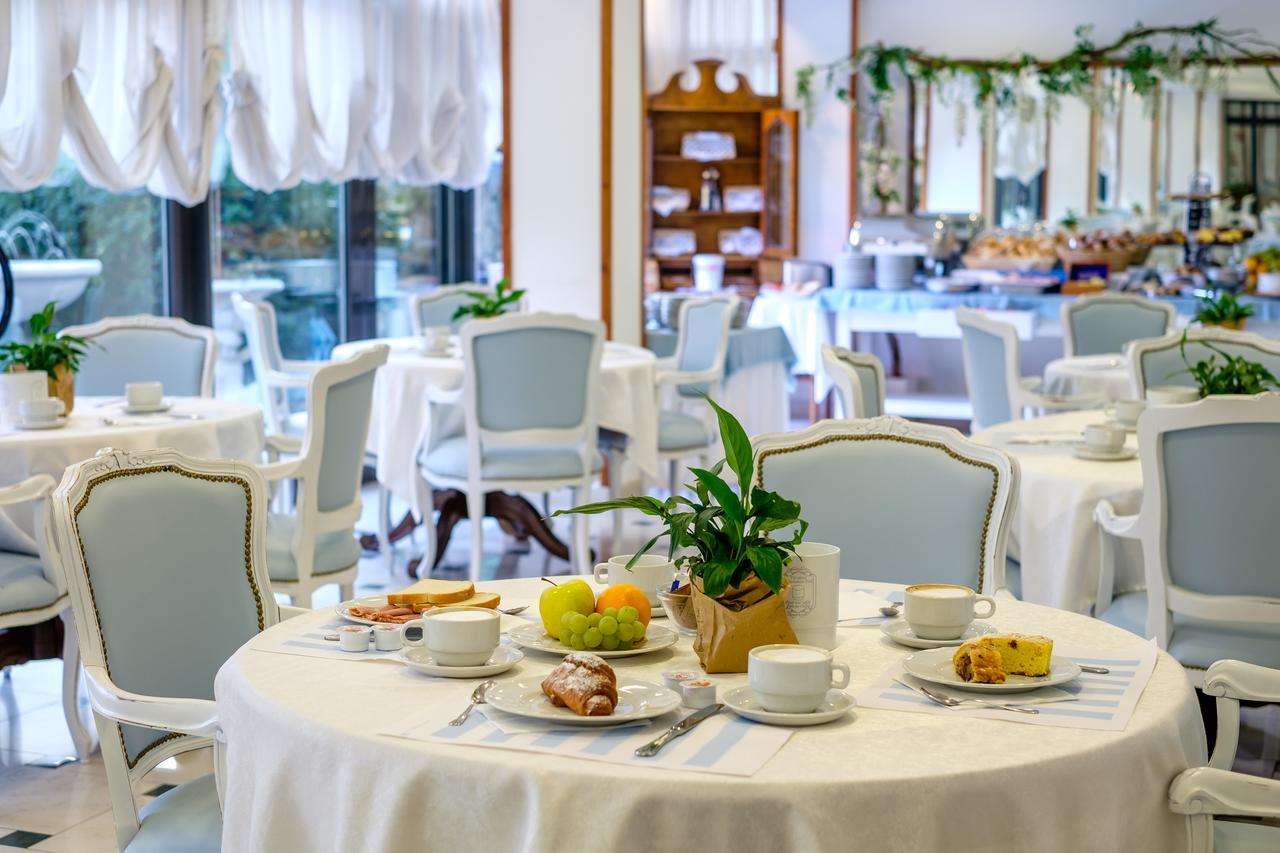 Hotel Bristol Bellaria-Igea Marina Luaran gambar